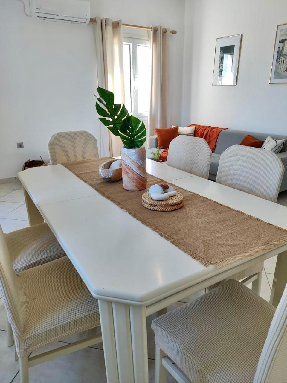 אדאמאס Theasis Apartments מראה חיצוני תמונה